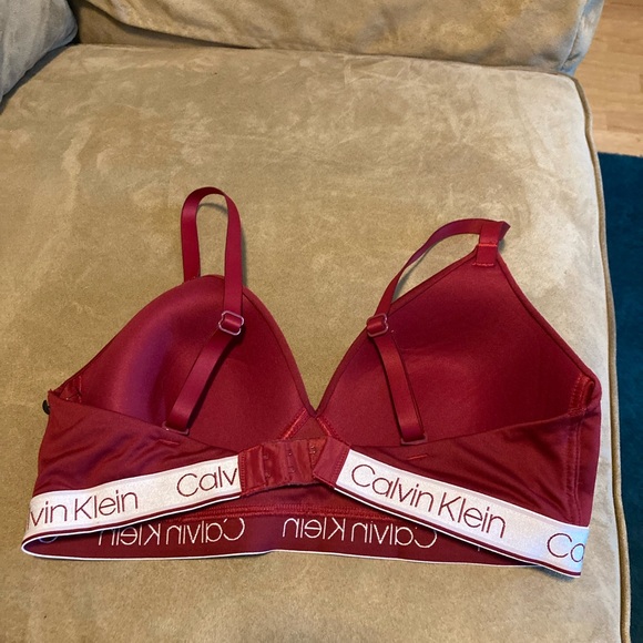 Calvin Klein Soft Padded Cup Bra in Deep Red w/ Logo Band. Available! - Picture 2 of 5